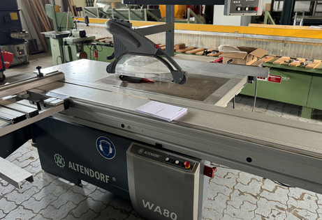 sliding table saw